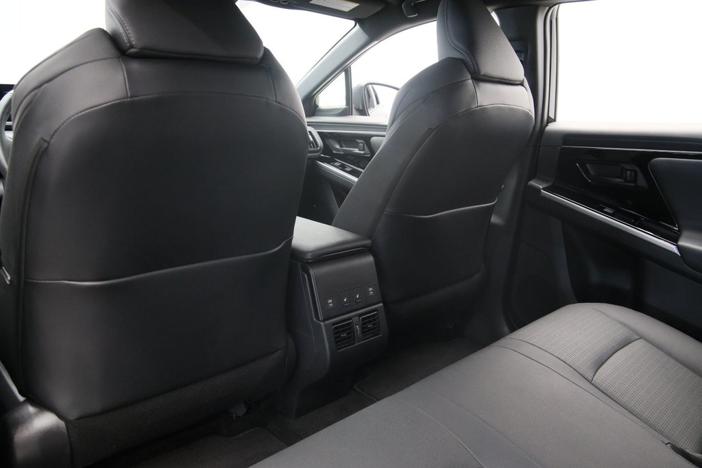 2024 Subaru Solterra in Jonquière, Quebec - 10 - w1024h768px