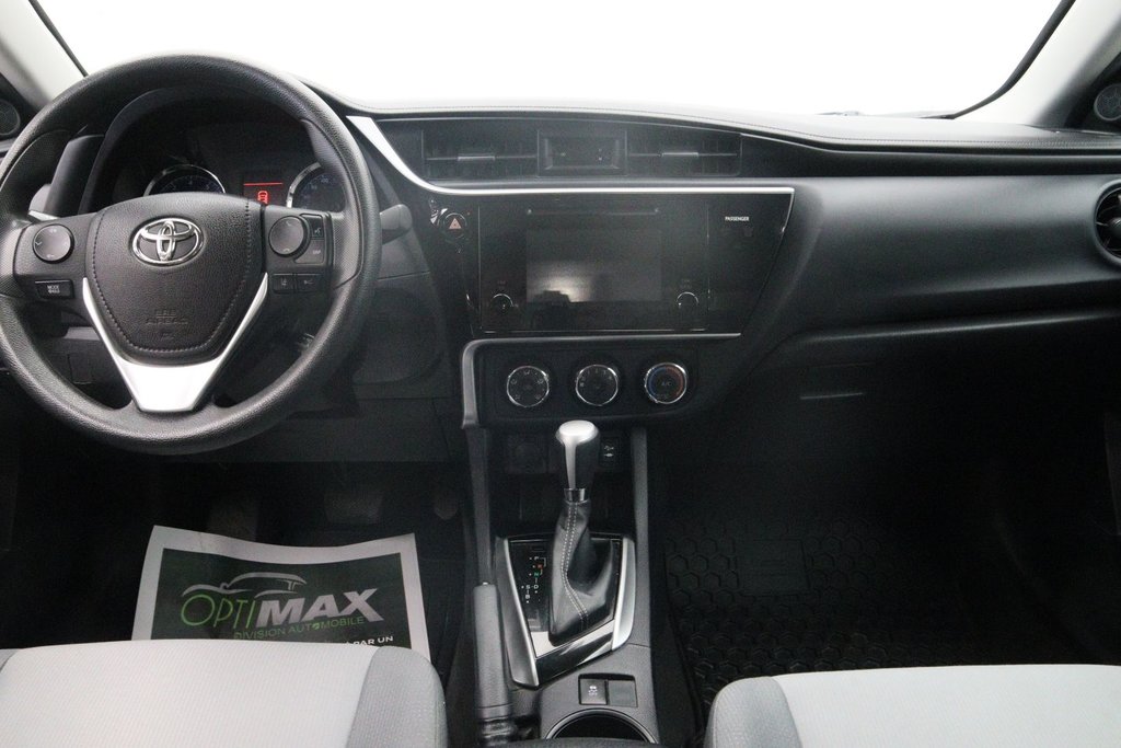 Toyota Corolla  2017 à Baie-Comeau, Québec - 10 - w1024h768px