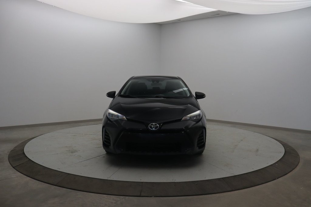 Toyota Corolla  2017 à Sept-Îles, Québec - 2 - w1024h768px