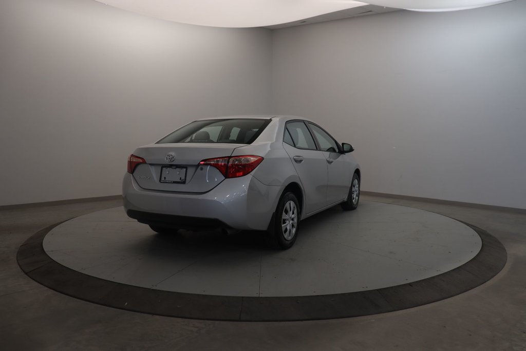 Toyota Corolla  2018 à Jonquière, Québec - 4 - w1024h768px