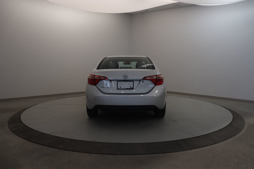 Toyota Corolla  2018 à Jonquière, Québec - 5 - w1024h768px
