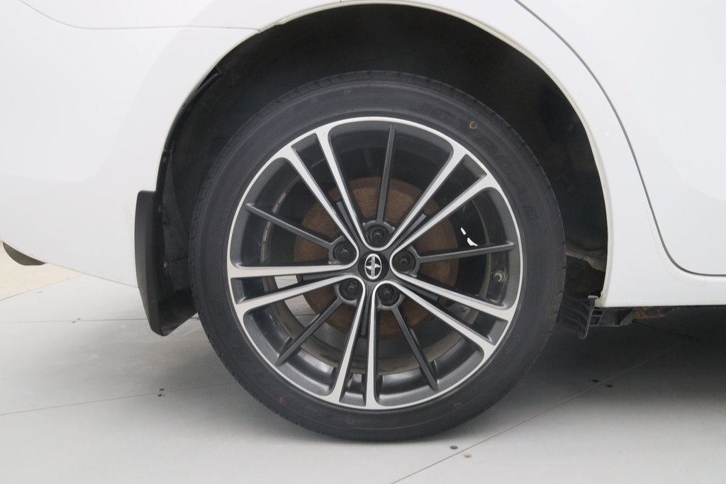 Toyota Corolla  2018 à Jonquière, Québec - 16 - w1024h768px
