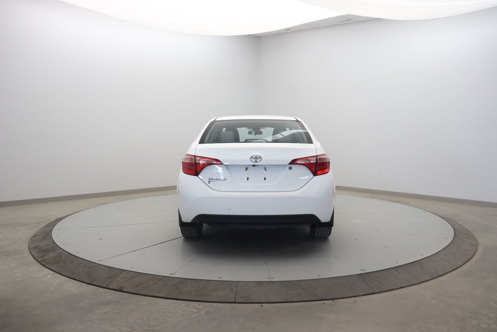 Toyota Corolla  2018 à Jonquière, Québec - 5 - w1024h768px