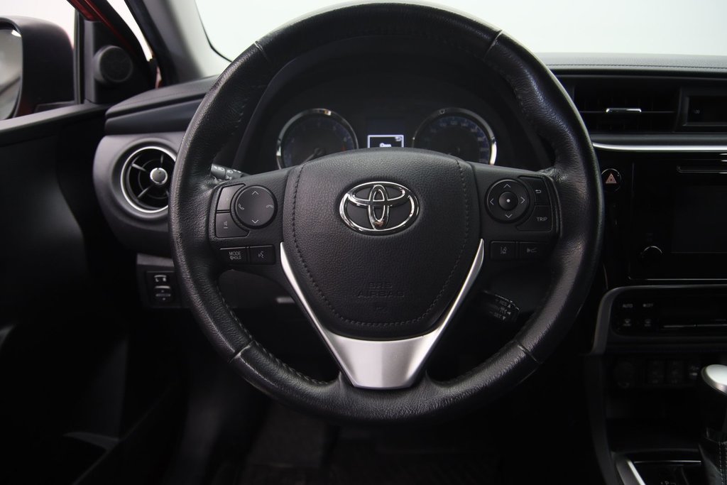 2019 Toyota Corolla in Jonquière, Quebec - 11 - w1024h768px