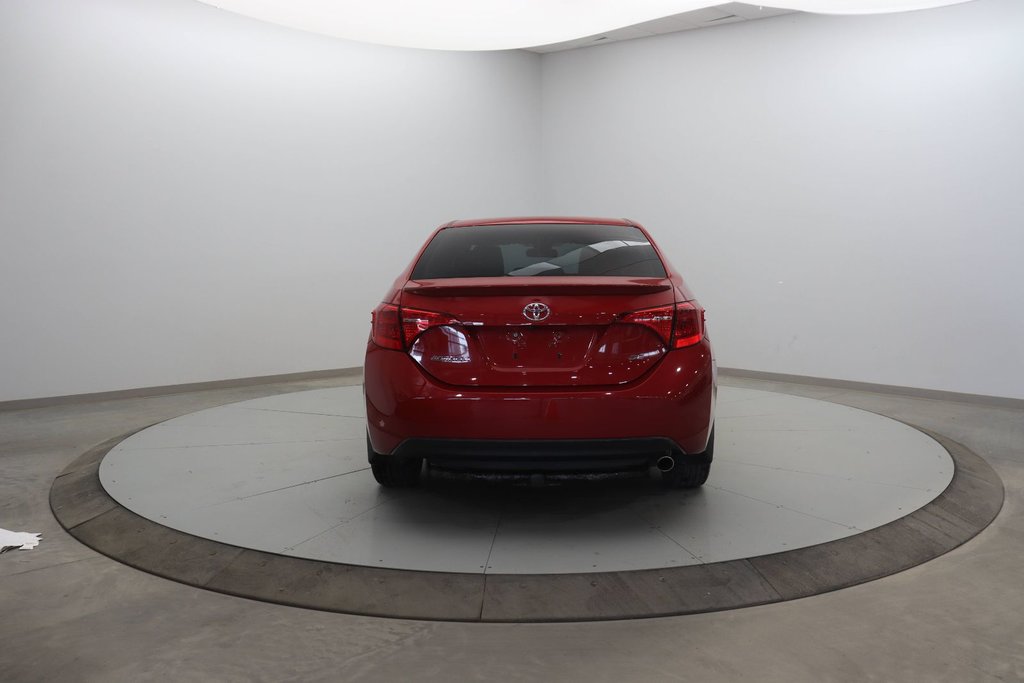 2019 Toyota Corolla in Jonquière, Quebec - 5 - w1024h768px