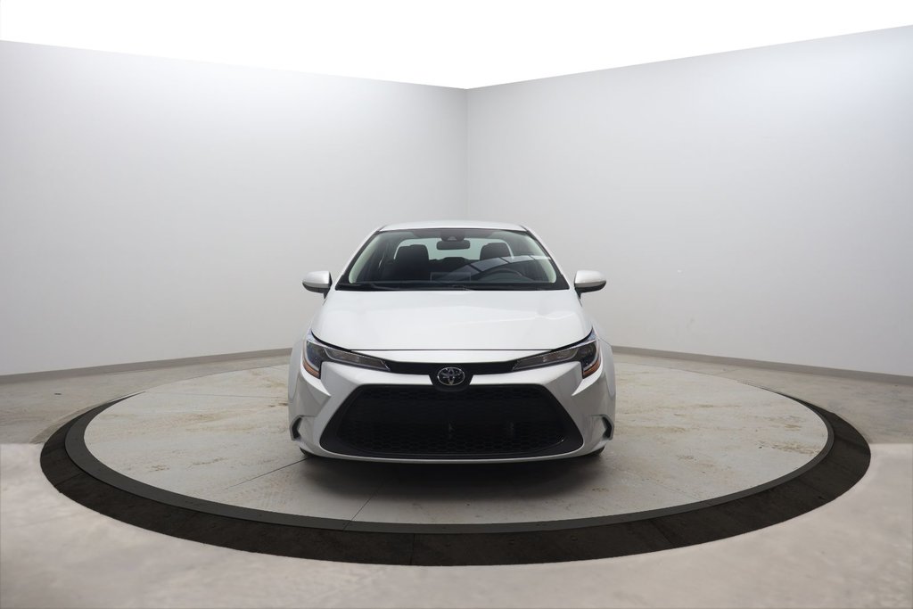 Toyota Corolla  2021 à Sept-Îles, Québec - 2 - w1024h768px