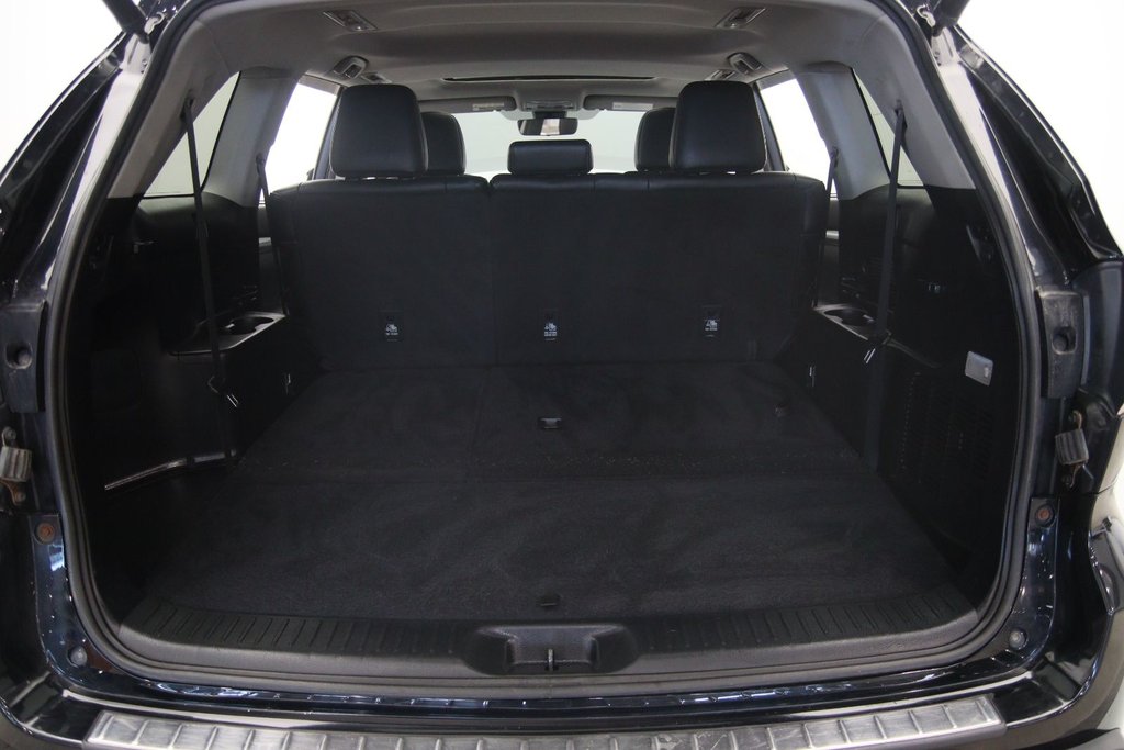 Toyota Highlander  2017 à Jonquière, Québec - 20 - w1024h768px