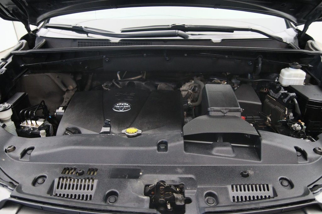 Toyota Highlander  2017 à Jonquière, Québec - 16 - w1024h768px