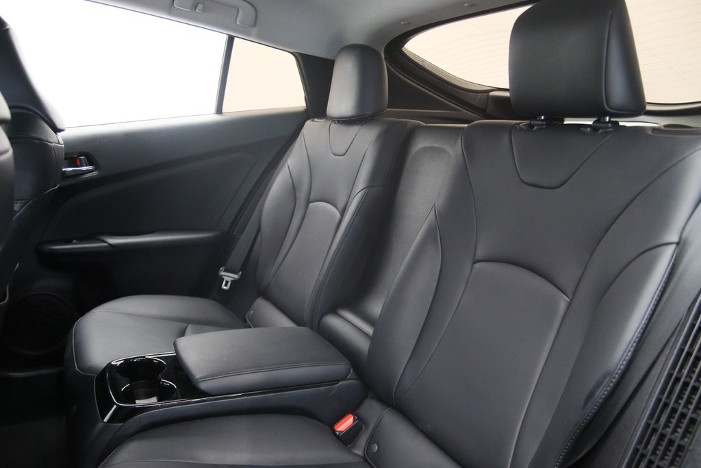 Toyota Prius Prime ROUGE 2018 à Jonquière, Québec - 9 - w1024h768px