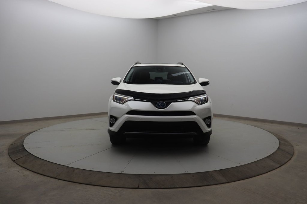Toyota RAV4 Hybrid  2017 à Jonquière, Québec - 2 - w1024h768px