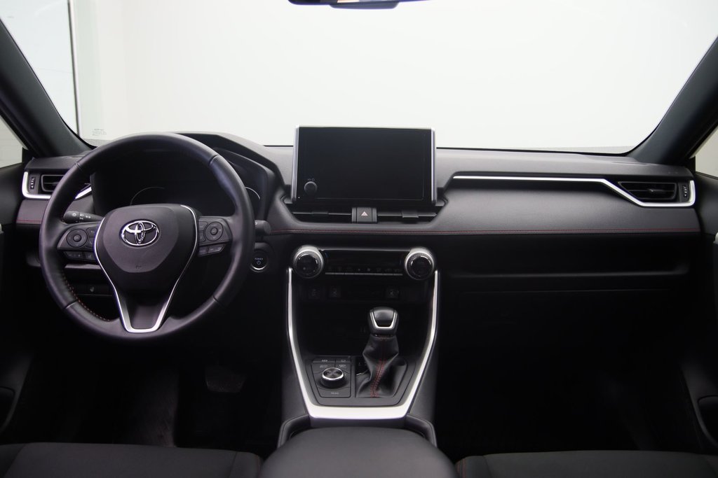 Toyota RAV4 Prime  2023 à Jonquière, Québec - 11 - w1024h768px