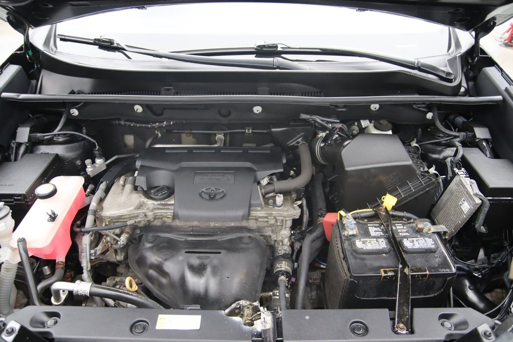 Toyota RAV4  2018 à Sept-Îles, Québec - 16 - w1024h768px