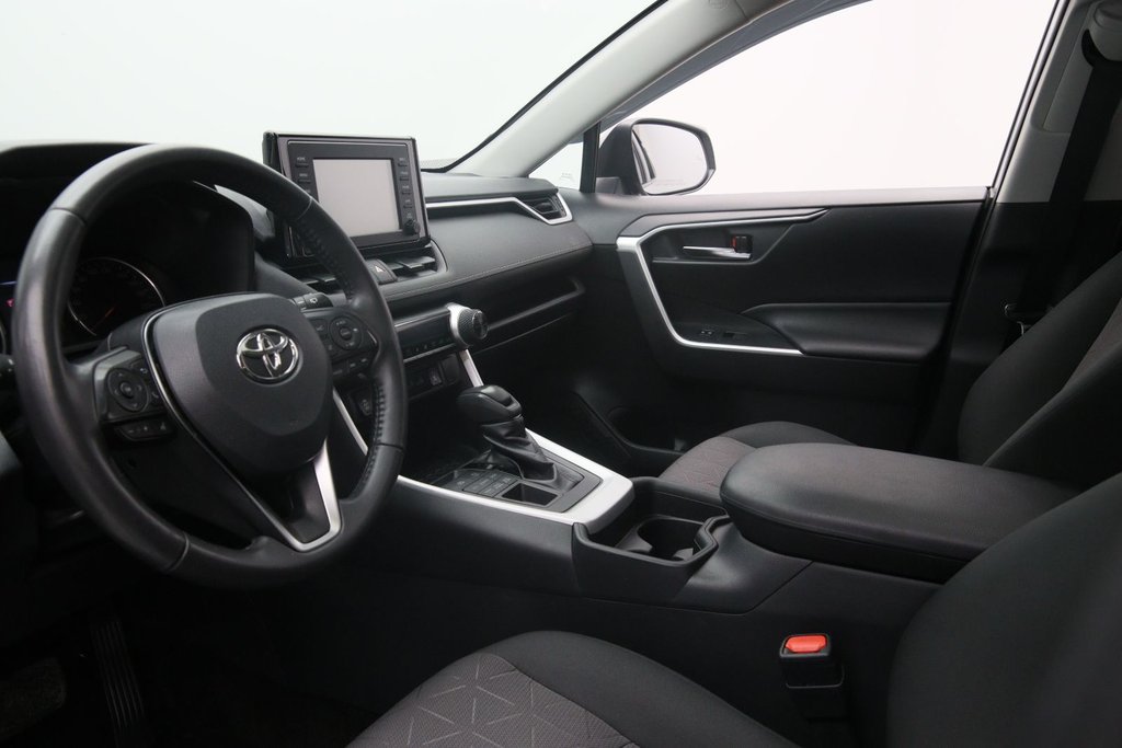 Toyota RAV4  2019 à Jonquière, Québec - 7 - w1024h768px