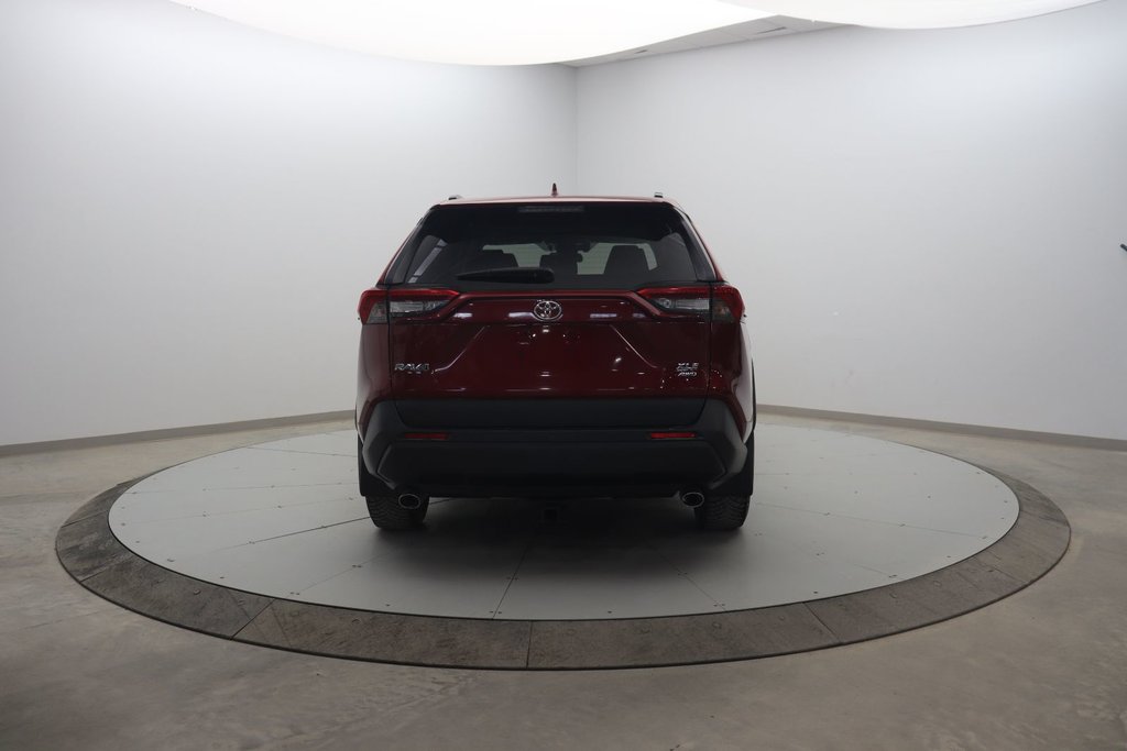 2019 Toyota RAV4 in Sept-Îles, Quebec - 5 - w1024h768px