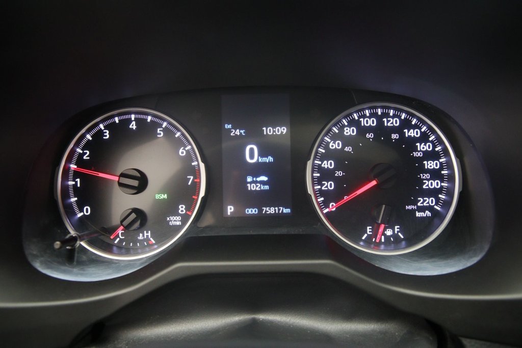 Toyota RAV4 XLE 2019 à Chicoutimi, Québec - 11 - w1024h768px