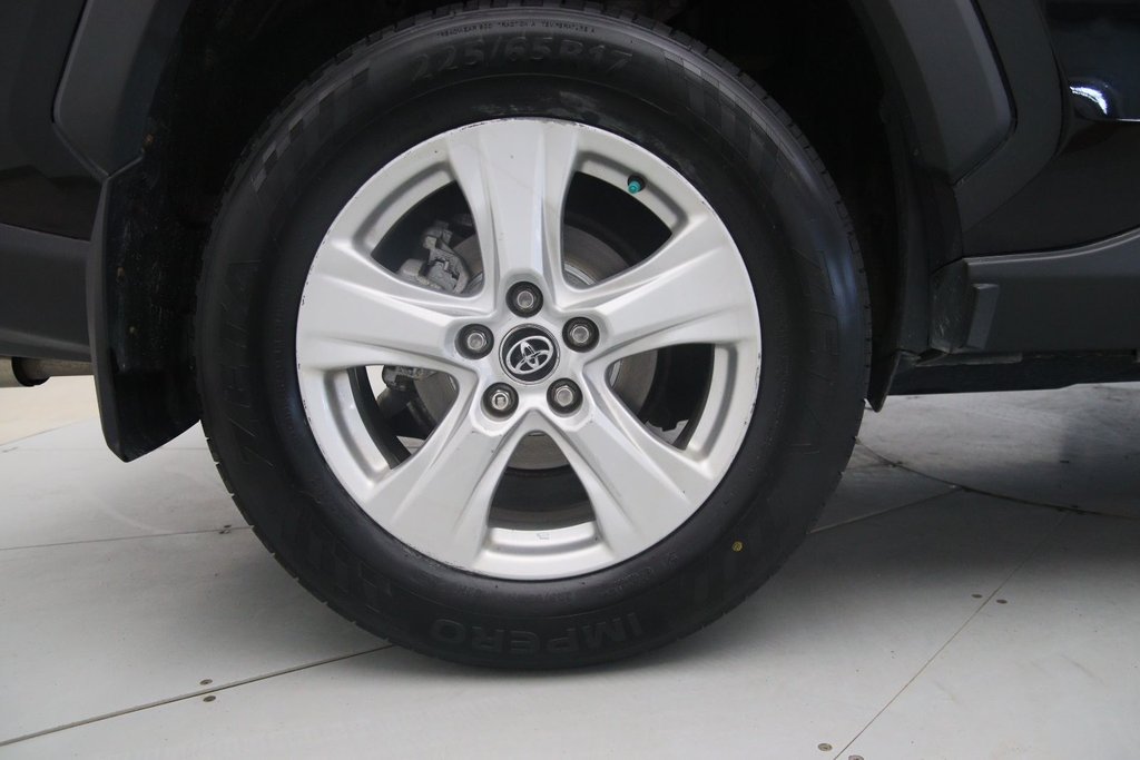Toyota RAV4 XLE 2019 à Chicoutimi, Québec - 14 - w1024h768px