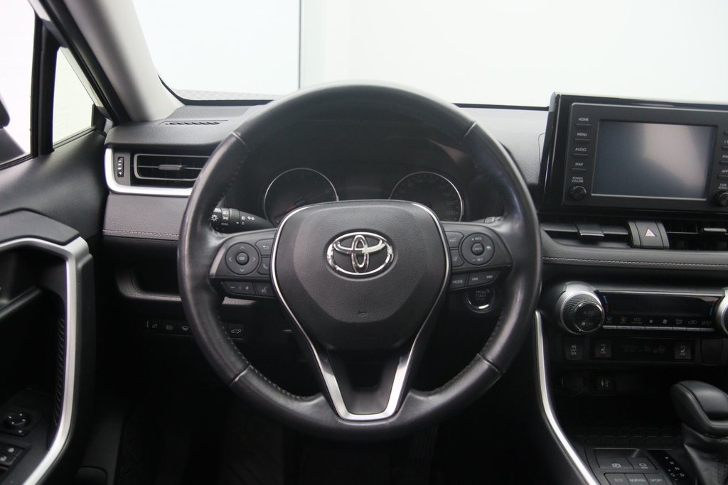 2019 Toyota RAV4 in Baie-Comeau, Quebec - 12 - w1024h768px