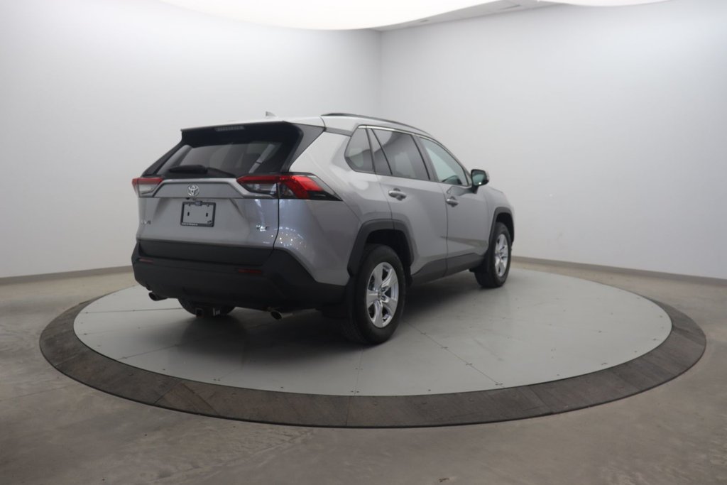 2019 Toyota RAV4 in Baie-Comeau, Quebec - 4 - w1024h768px