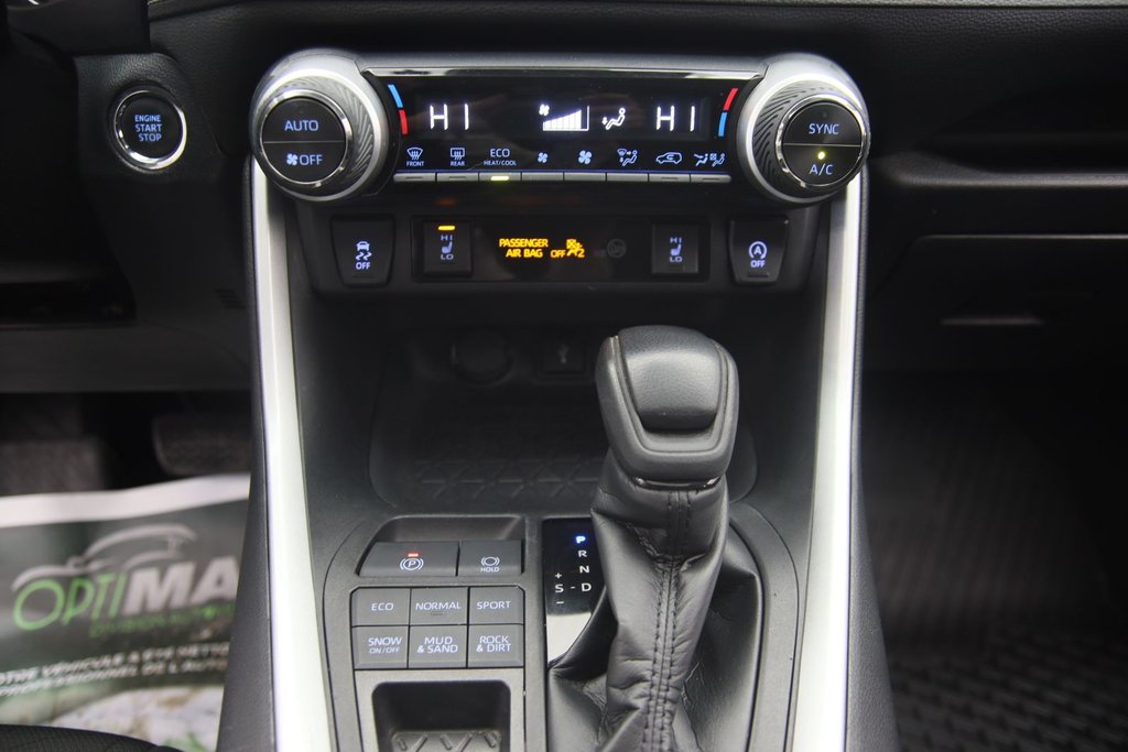 Toyota RAV4  2021 à Jonquière, Québec - 13 - w1024h768px