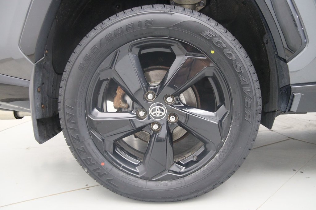 Toyota RAV4  2021 à Jonquière, Québec - 18 - w1024h768px