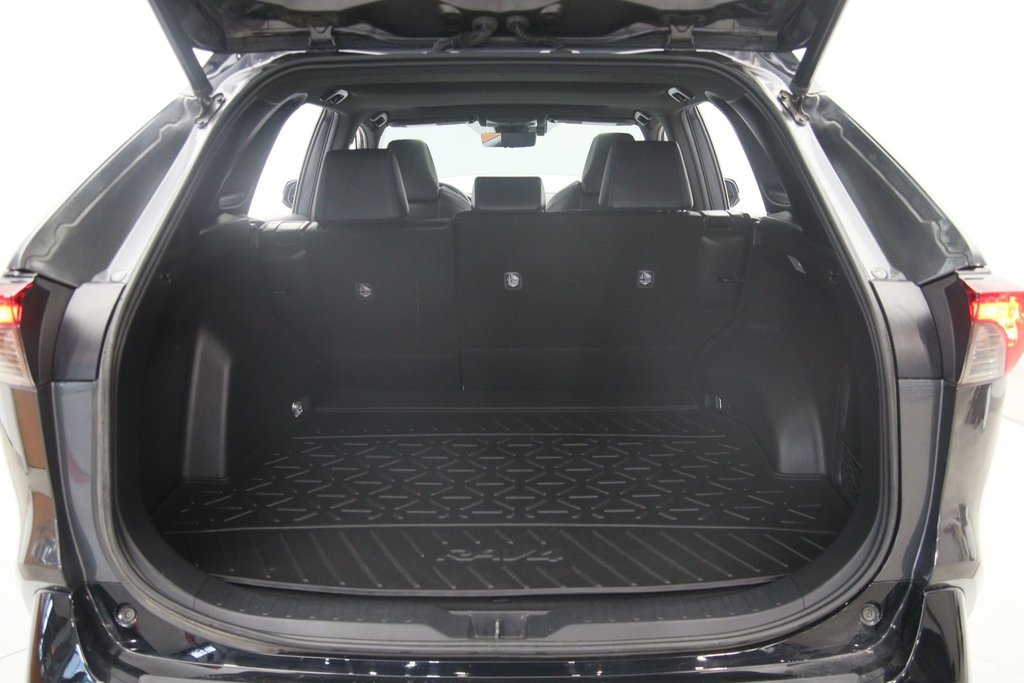 Toyota RAV4  2021 à Jonquière, Québec - 19 - w1024h768px