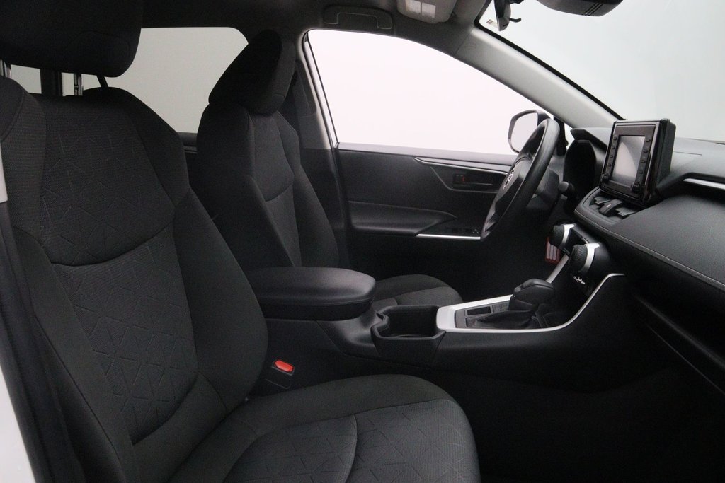Toyota RAV4  2022 à Jonquière, Québec - 15 - w1024h768px