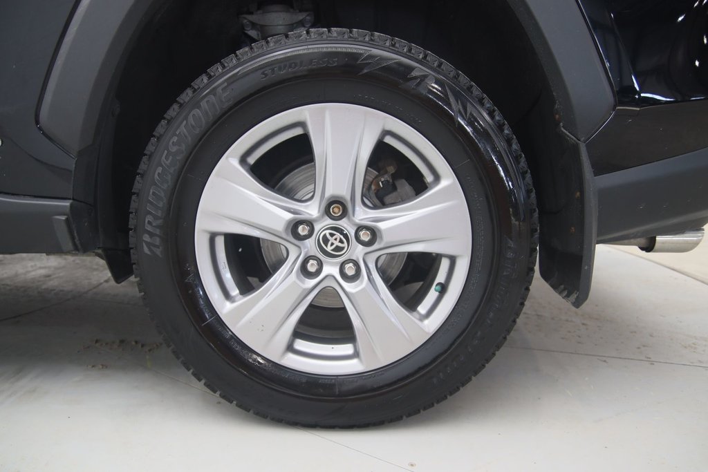 2022 Toyota RAV4 in Sept-Îles, Quebec - 19 - w1024h768px
