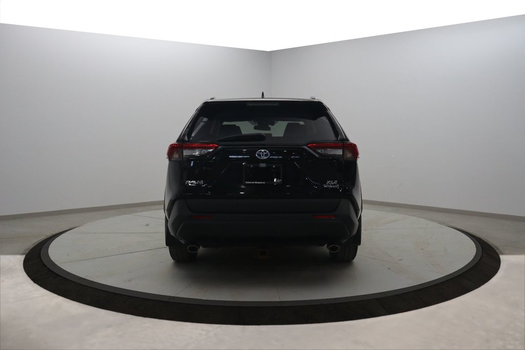 2022 Toyota RAV4 in Sept-Îles, Quebec - 5 - w1024h768px