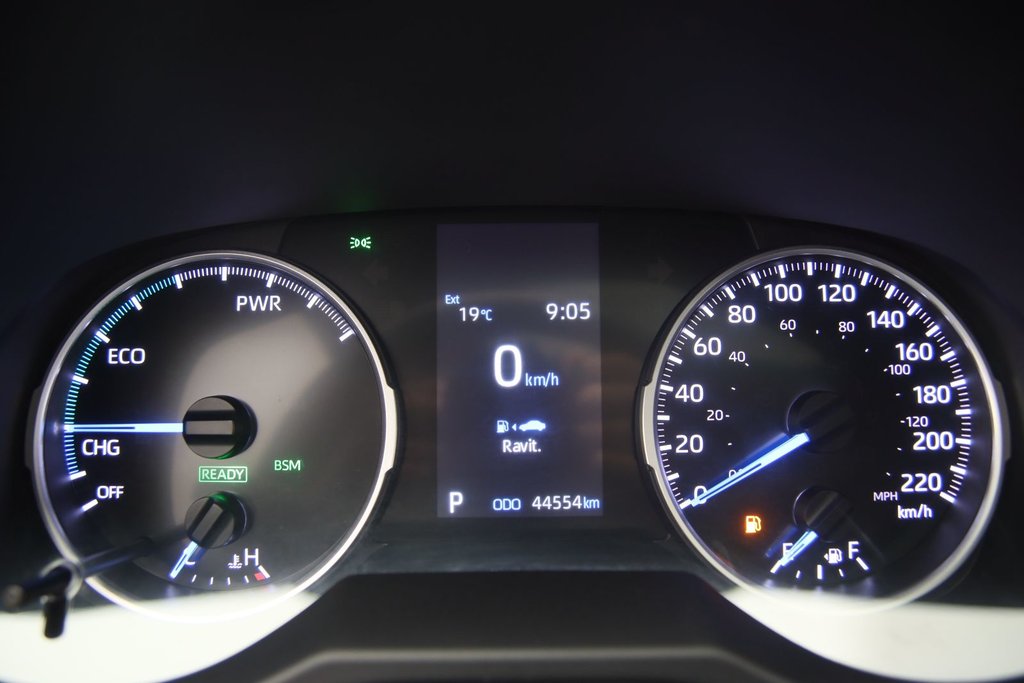 2022 Toyota RAV4 in Sept-Îles, Quebec - 13 - w1024h768px