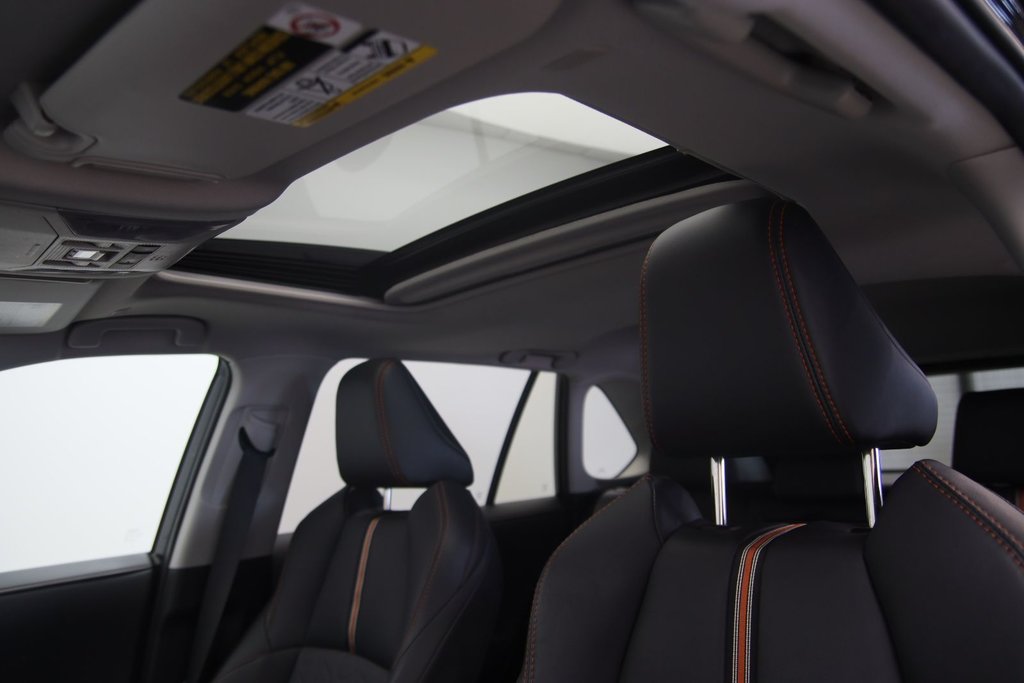 2024 Toyota RAV4 in Sept-Îles, Quebec - 8 - w1024h768px