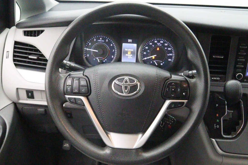 Toyota Sienna  2020 à Sept-Îles, Québec - 13 - w1024h768px