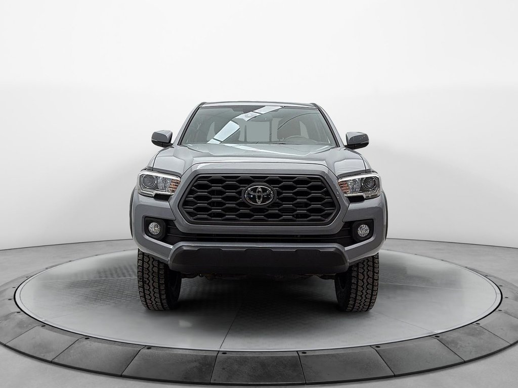2020 Toyota Tacoma in Baie-Comeau, Quebec - 2 - w1024h768px