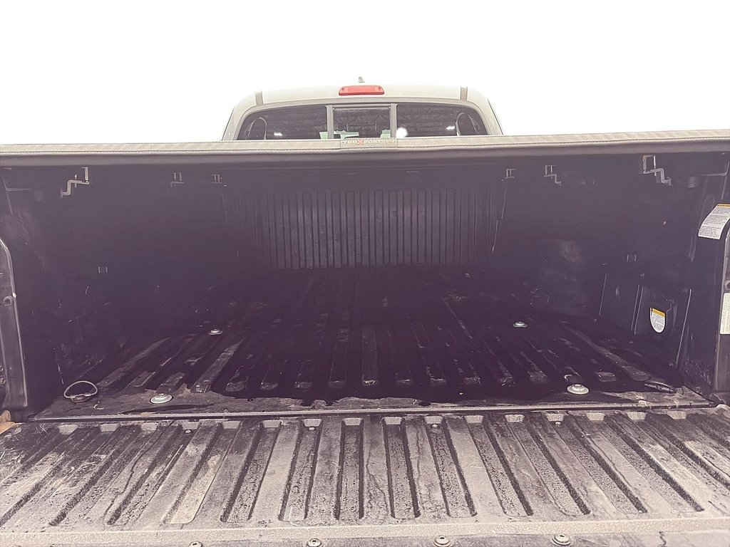 2020 Toyota Tacoma in Baie-Comeau, Quebec - 14 - w1024h768px