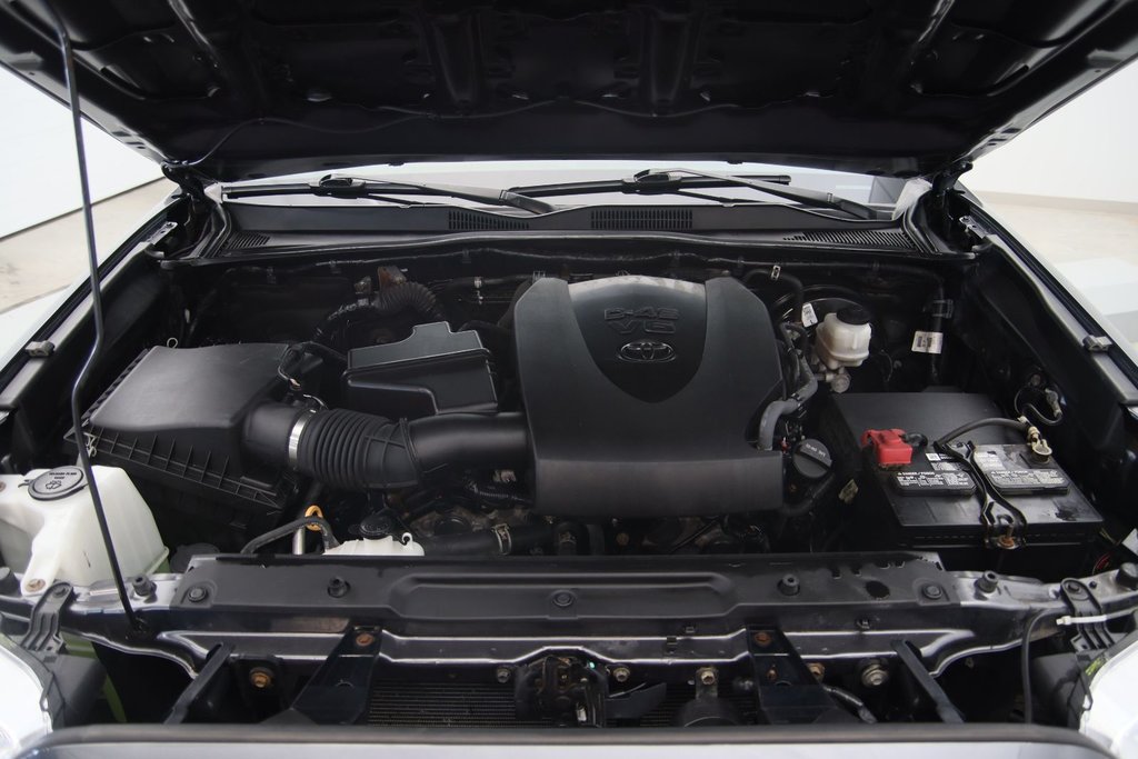 Toyota Tacoma  2020 à Jonquière, Québec - 16 - w1024h768px