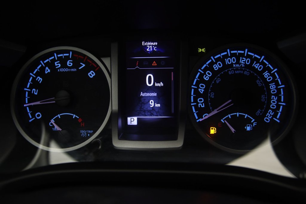 Toyota Tacoma  2020 à Jonquière, Québec - 12 - w1024h768px