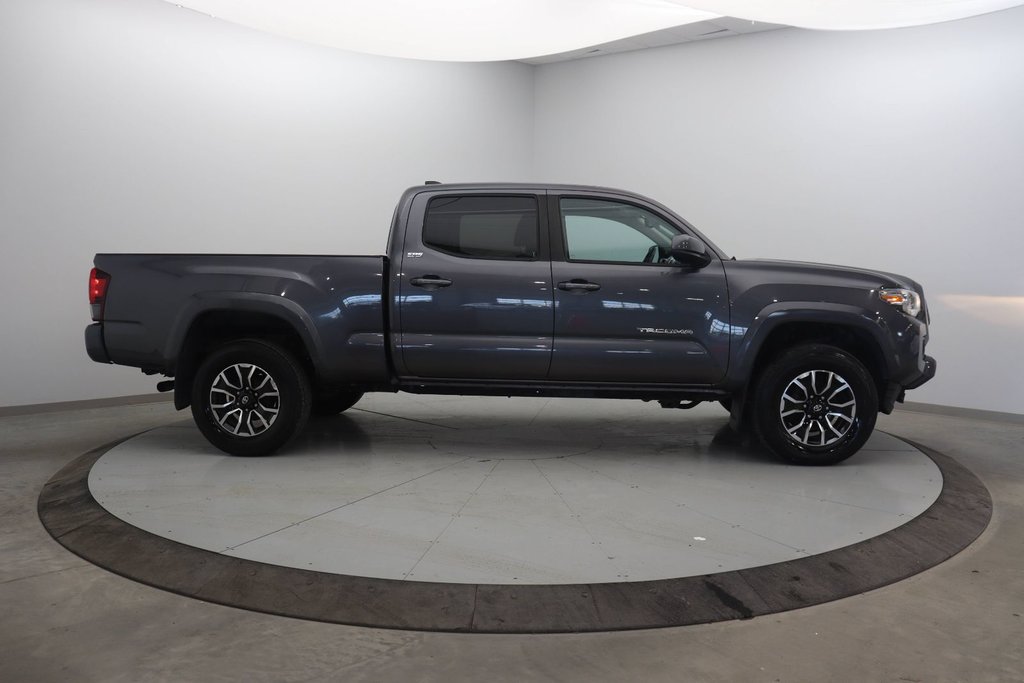 Toyota Tacoma  2020 à Jonquière, Québec - 3 - w1024h768px