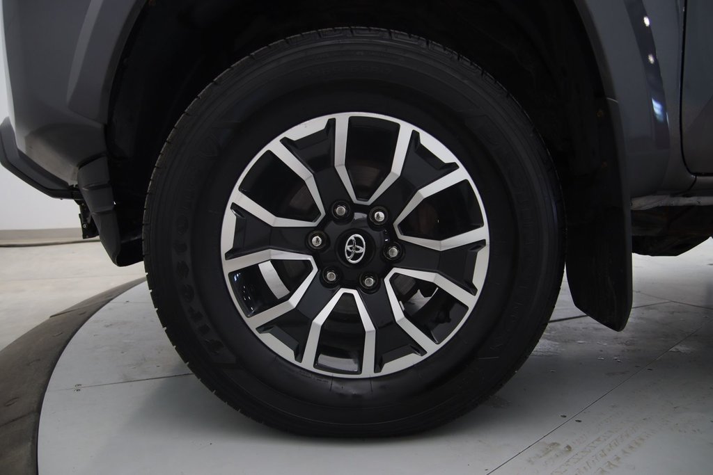 Toyota Tacoma  2020 à Jonquière, Québec - 18 - w1024h768px