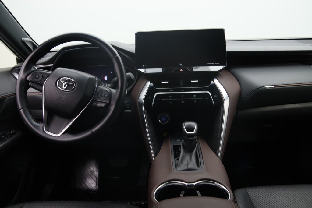 Toyota Venza  2021 à Sept-Îles, Québec - 10 - w1024h768px