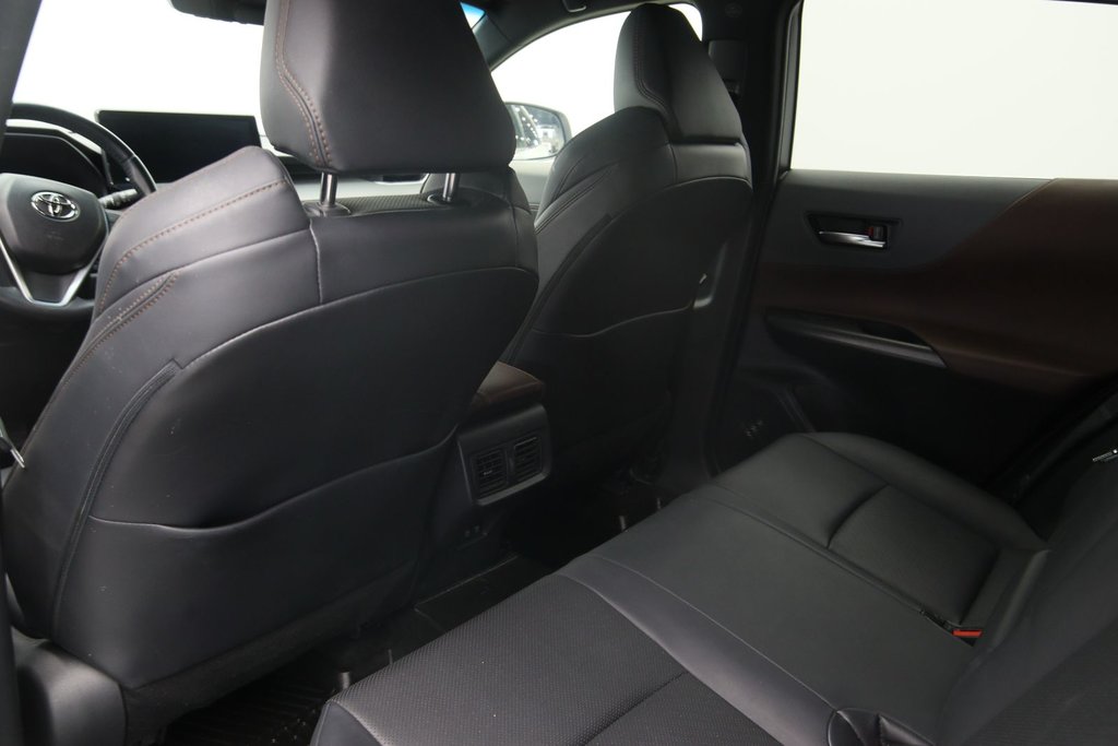 Toyota Venza  2021 à Sept-Îles, Québec - 8 - w1024h768px