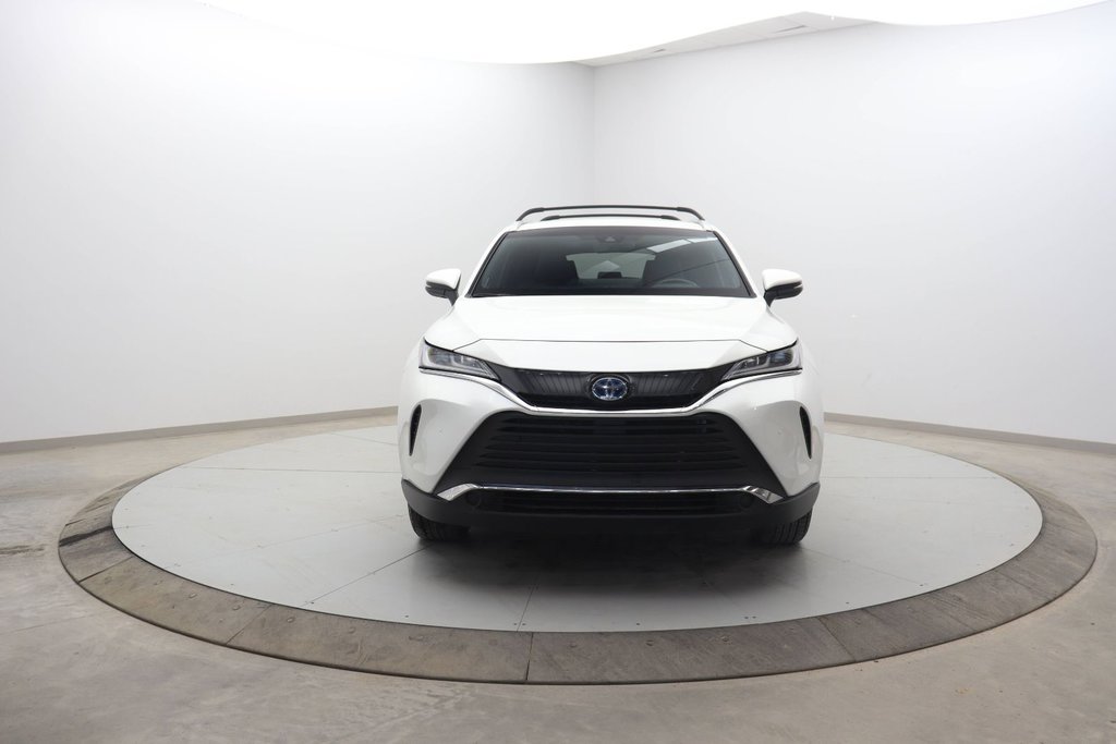 Toyota Venza  2021 à Sept-Îles, Québec - 2 - w1024h768px