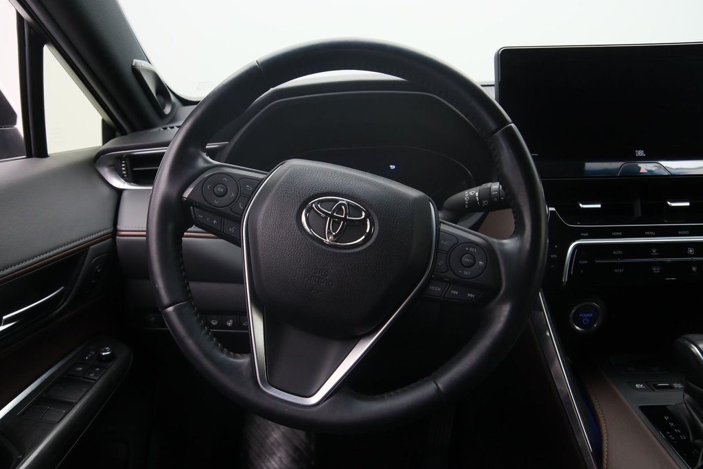 Toyota Venza  2021 à Sept-Îles, Québec - 11 - w1024h768px