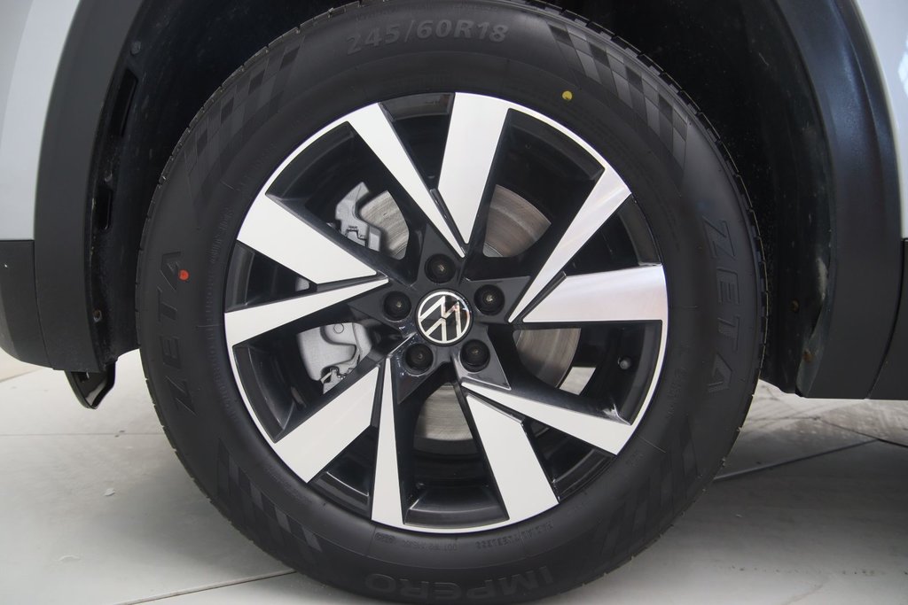 Volkswagen Atlas Cross Sport  2021 à Sept-Îles, Québec - 18 - w1024h768px
