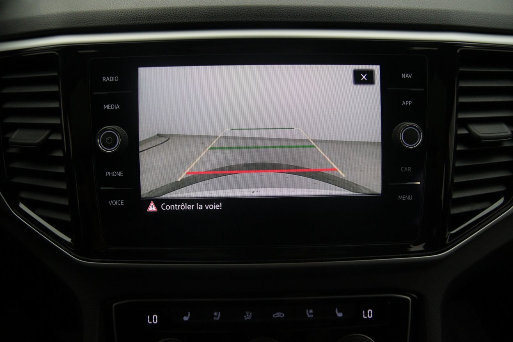 2022 Volkswagen Atlas Cross Sport in Sept-Îles, Quebec - 15 - w1024h768px