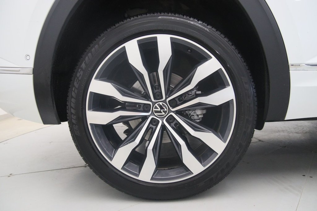 2022 Volkswagen Atlas Cross Sport in Sept-Îles, Quebec - 18 - w1024h768px