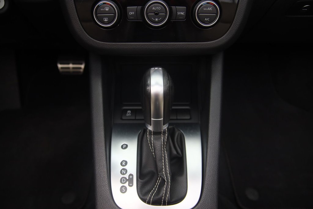 Volkswagen Eos Wolfsburg Edition 2015 à Chicoutimi, Québec - 14 - w1024h768px