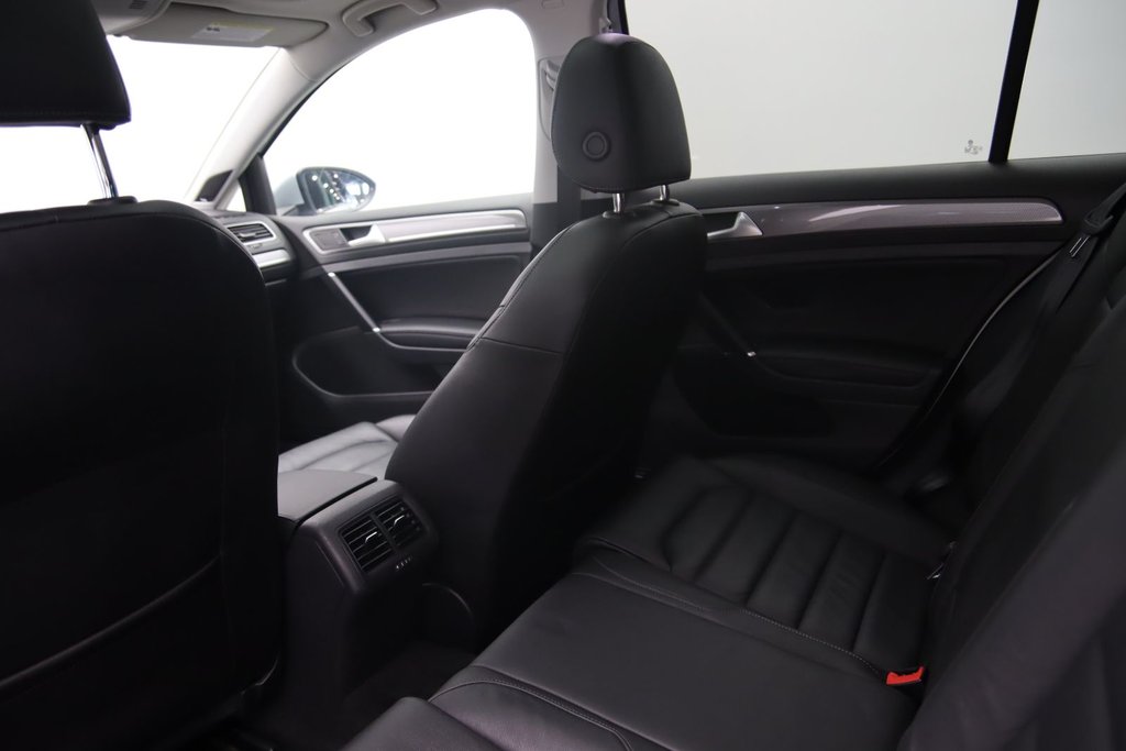 2019 Volkswagen Golf Alltrack in Jonquière, Quebec - 9 - w1024h768px