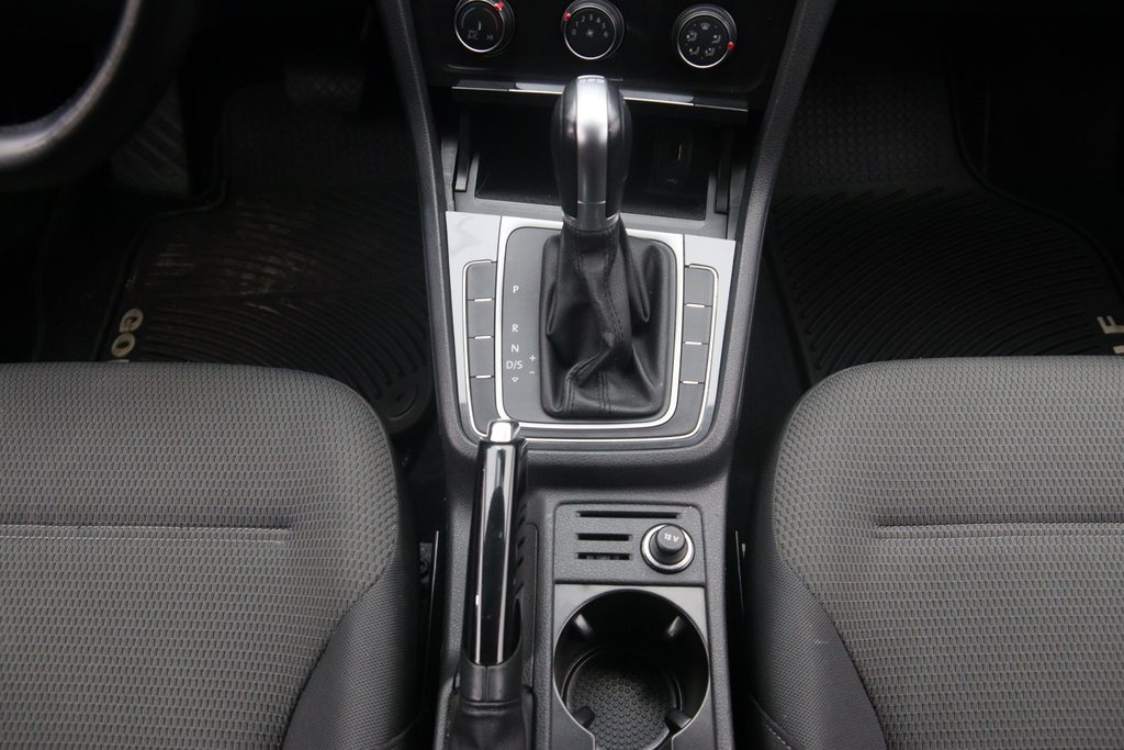 2019 Volkswagen Golf SportWagen in Chicoutimi, Quebec - 15 - w1024h768px
