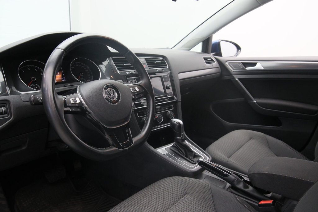 2019 Volkswagen Golf SportWagen in Chicoutimi, Quebec - 10 - w1024h768px
