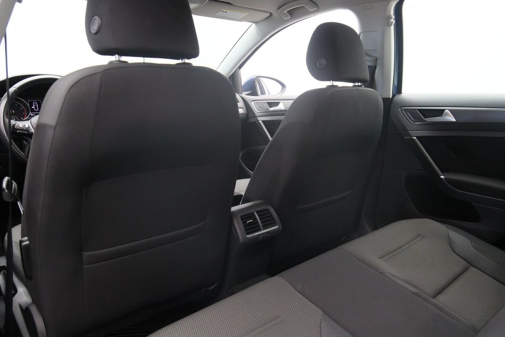 2019 Volkswagen Golf SportWagen in Chicoutimi, Quebec - 12 - w1024h768px