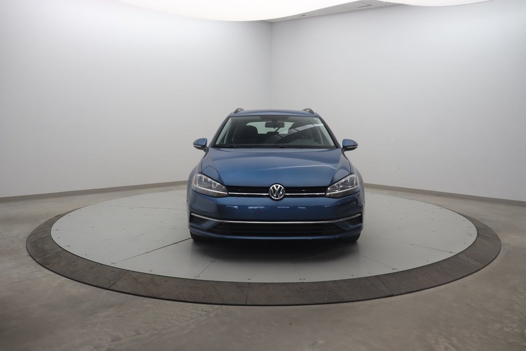 2019 Volkswagen Golf SportWagen in Chicoutimi, Quebec - 2 - w1024h768px